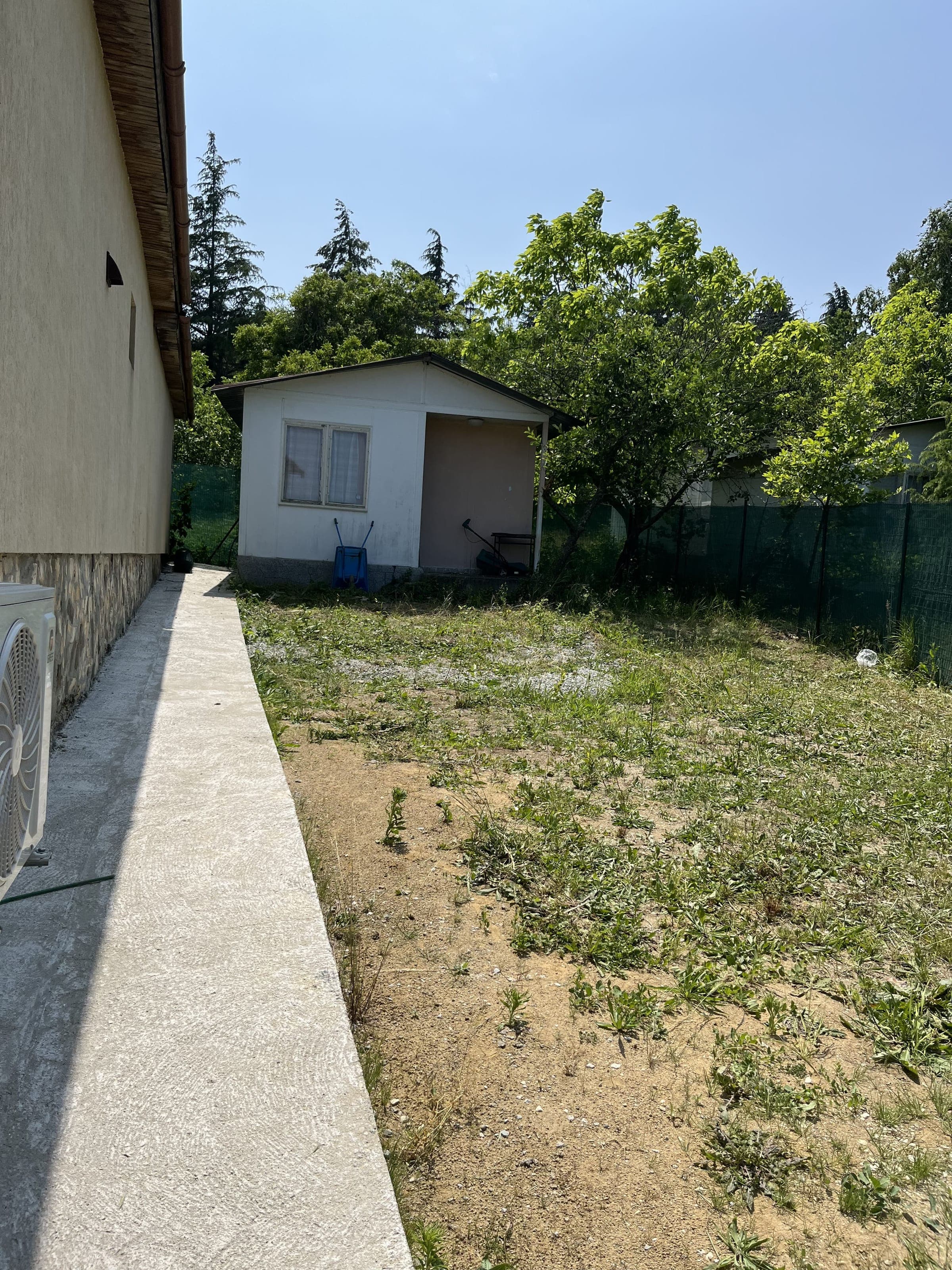 Garden shed